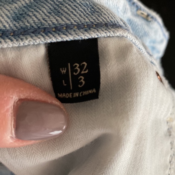 Women’s Abercrombie shorts. Gently used - Picture 4 of 4